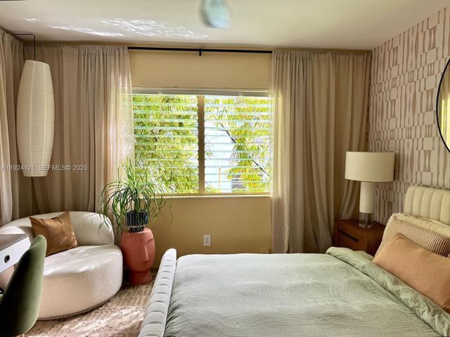 1127 Meridian Ave 8-1127, Miami Beach, FL 33139