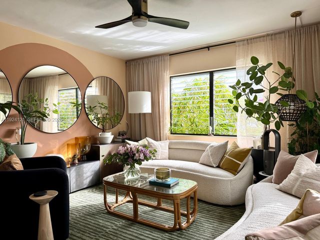 1127 Meridian Ave 8-1127, Miami Beach, FL 33139