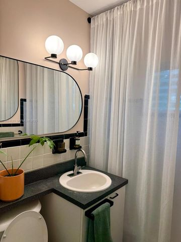 1127 Meridian Ave 8-1127, Miami Beach, FL 33139