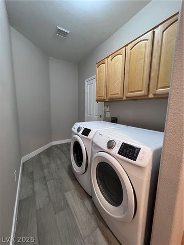 693 Kentons Run Avenue, Henderson, NV 89052