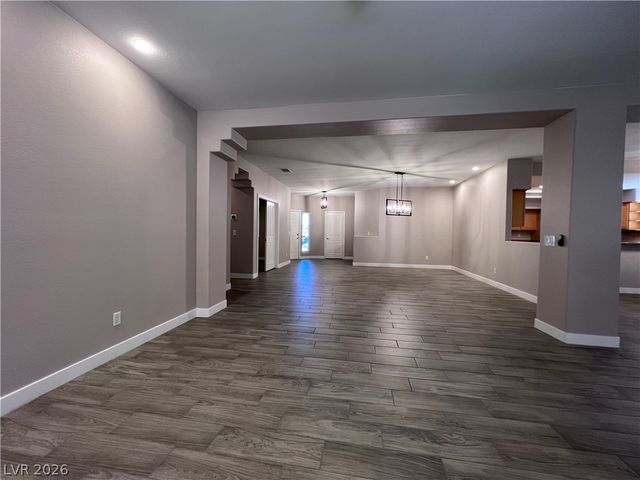 693 Kentons Run Avenue, Henderson, NV 89052