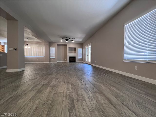 693 Kentons Run Avenue, Henderson, NV 89052