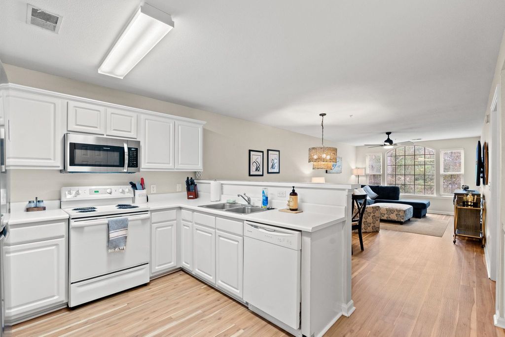 1135 Blue Stem Dr Unit 28G, Pawleys Island, SC 29585 — photo 3