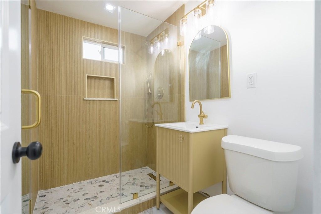 Image 14 of property listing at 10512 Leeds, Norwalk, CA 90650