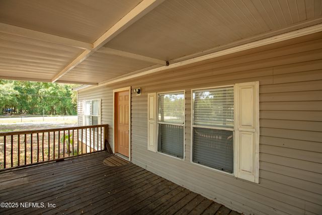 8186 COUNTY LINE Road, Melrose, FL 32666