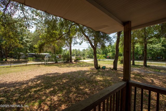 8186 COUNTY LINE Road, Melrose, FL 32666