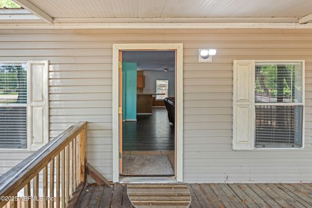 8186 COUNTY LINE Road, Melrose, FL 32666