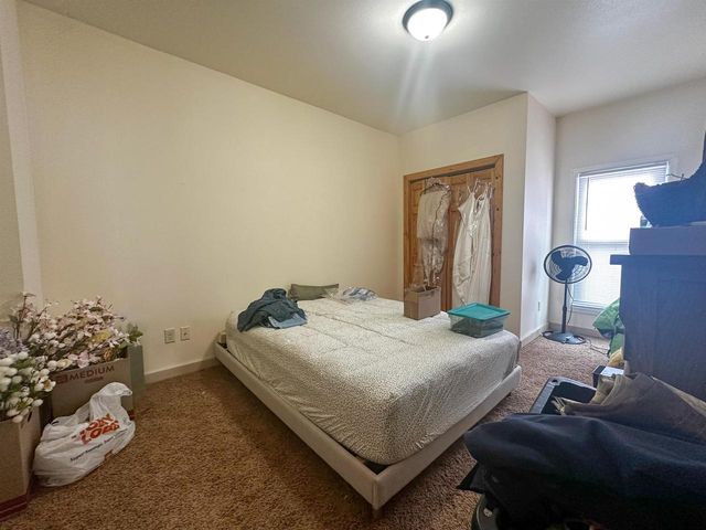 557 MT VERNON STREET, Oshkosh, WI 54901