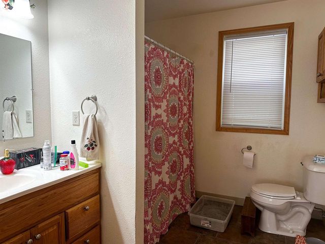 557 MT VERNON STREET, Oshkosh, WI 54901