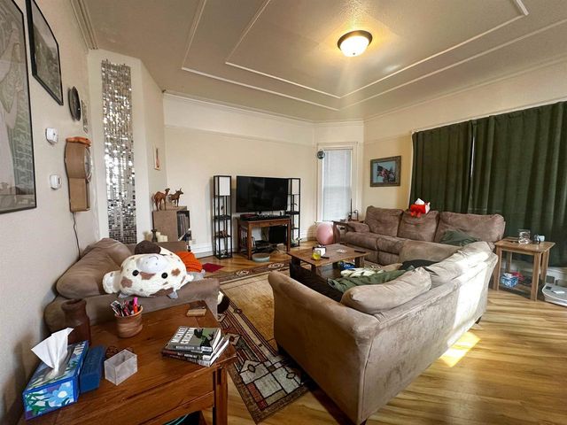 557 MT VERNON STREET, Oshkosh, WI 54901