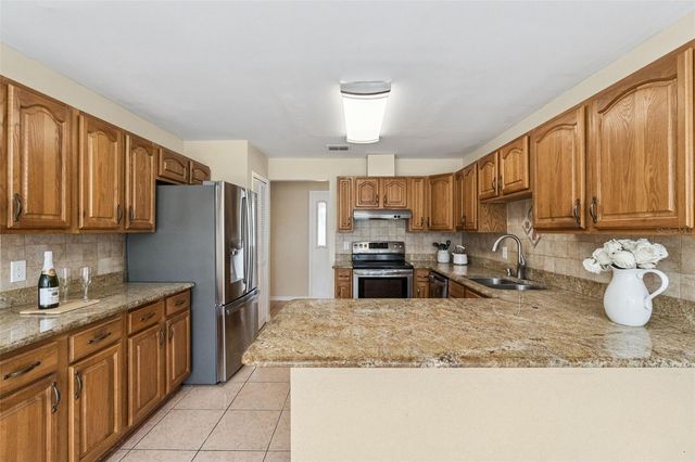 4136 TALL TREE DRIVE, Orlando, FL 32810