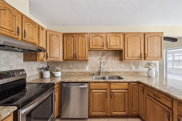 4136 TALL TREE DRIVE, Orlando, FL 32810