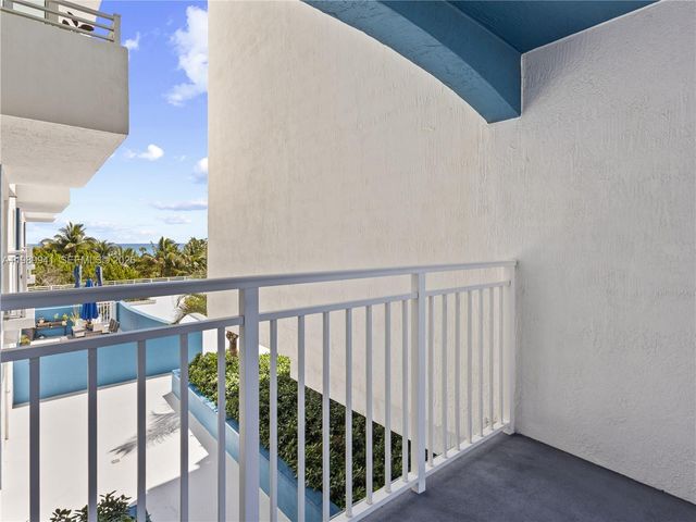 7600 Collins Ave 412, Miami Beach, FL 33141