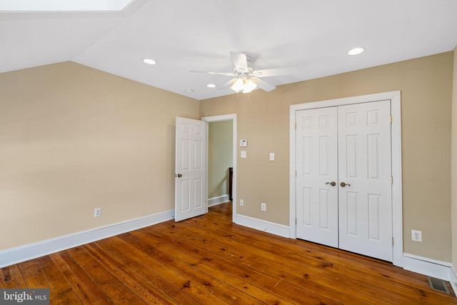 337 CARSON ST, Philadelphia, PA 19128