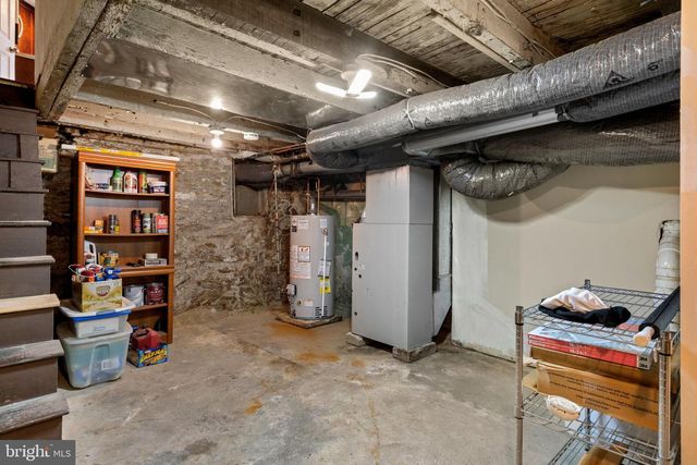 337 CARSON ST, Philadelphia, PA 19128