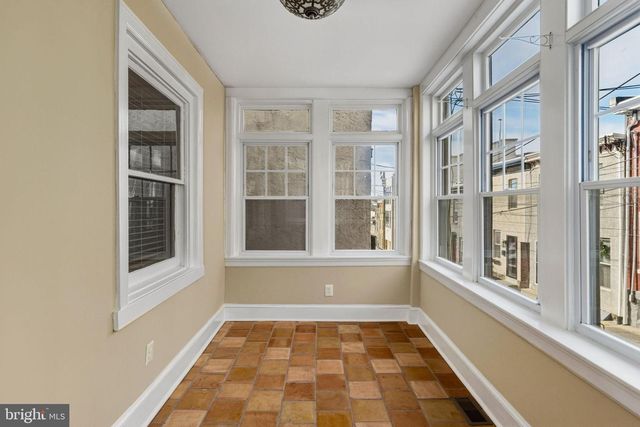 337 CARSON ST, Philadelphia, PA 19128