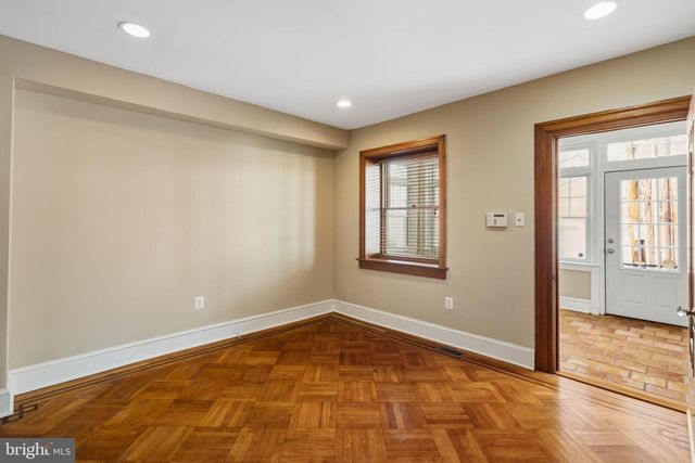 337 CARSON ST, Philadelphia, PA 19128