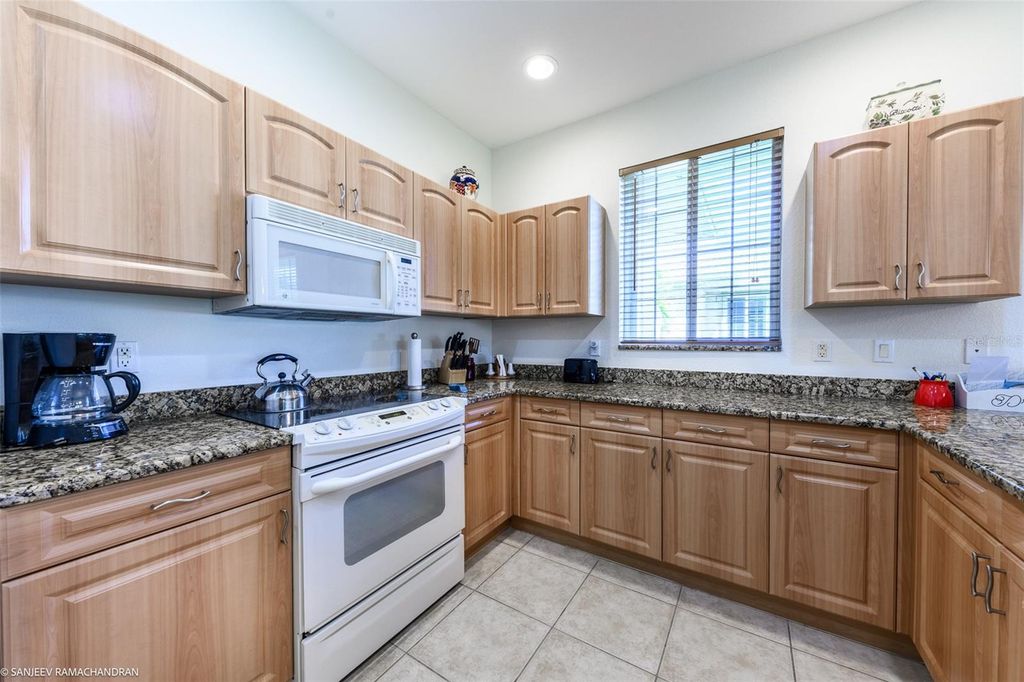 Image 12 of property listing at 24145 GREEN HERON DRIVE 24, Punta Gorda, FL 33980