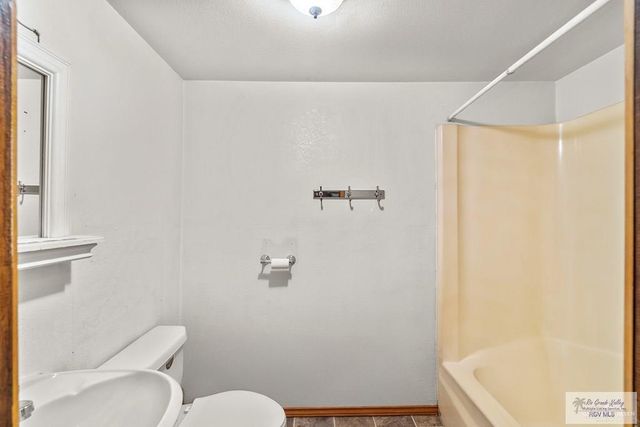 394 W San Francisco Avenue, Raymondville, TX 78580