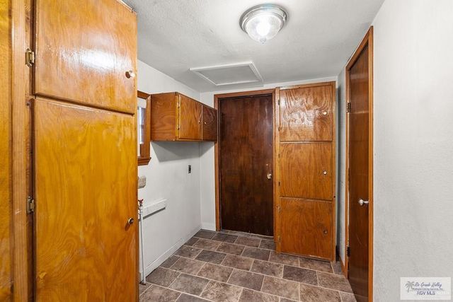 394 W San Francisco Avenue, Raymondville, TX 78580