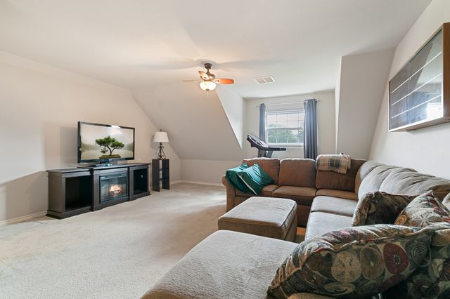 8000 Rodeo Drive, Denton, TX 76208