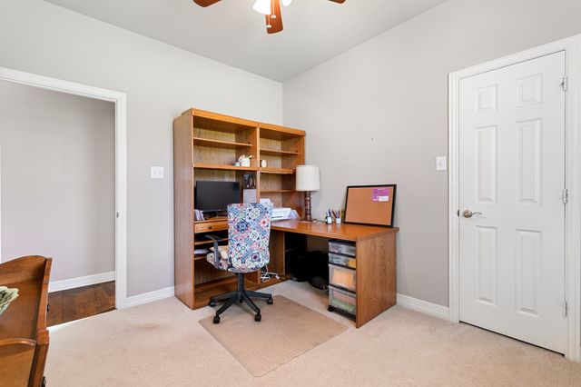 8000 Rodeo Drive, Denton, TX 76208