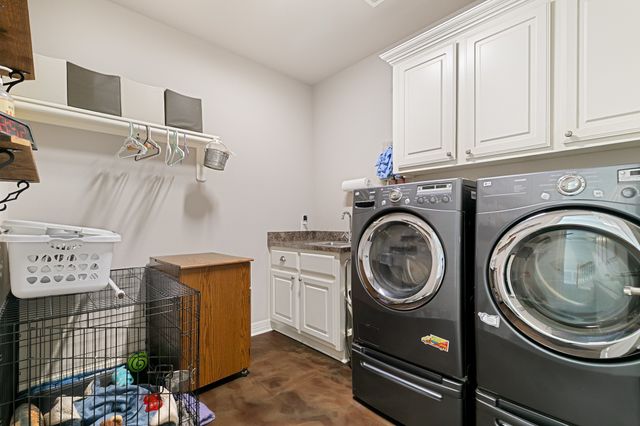 8000 Rodeo Drive, Denton, TX 76208
