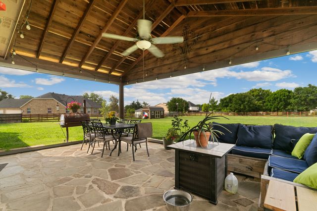 8000 Rodeo Drive, Denton, TX 76208