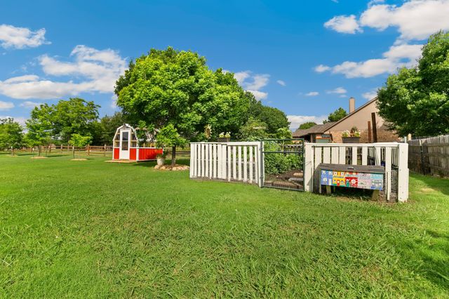 8000 Rodeo Drive, Denton, TX 76208