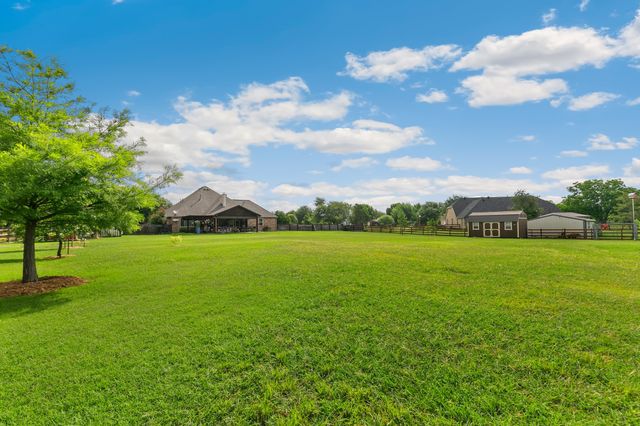 8000 Rodeo Drive, Denton, TX 76208
