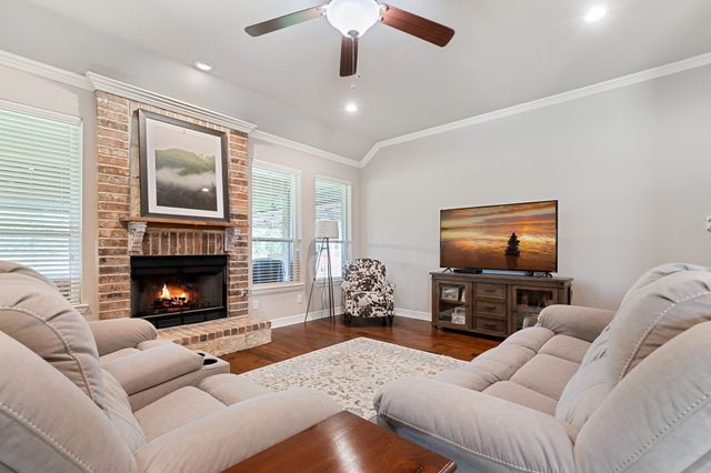 8000 Rodeo Drive, Denton, TX 76208