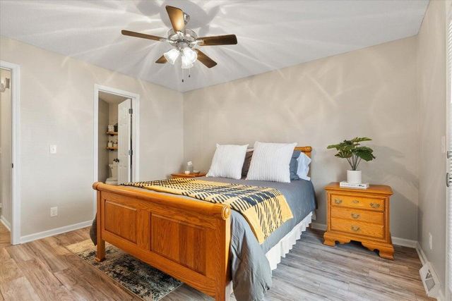 706 PARK DE VILLE PL, Columbia, MO 65203