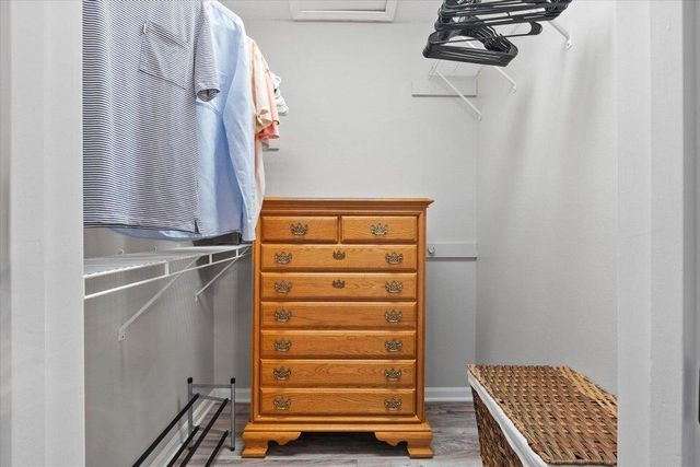 706 PARK DE VILLE PL, Columbia, MO 65203