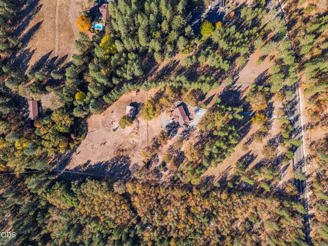 1618 Azalea Drive, Grants Pass, OR 97526