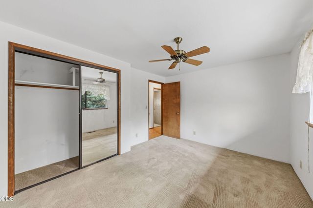 1618 Azalea Drive, Grants Pass, OR 97526