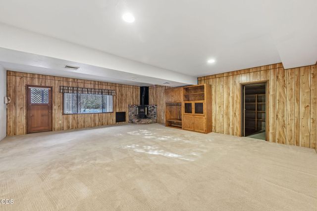 1618 Azalea Drive, Grants Pass, OR 97526