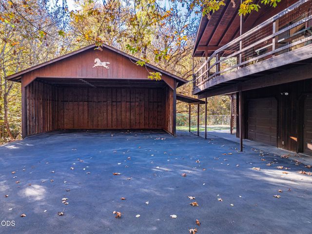 1618 Azalea Drive, Grants Pass, OR 97526