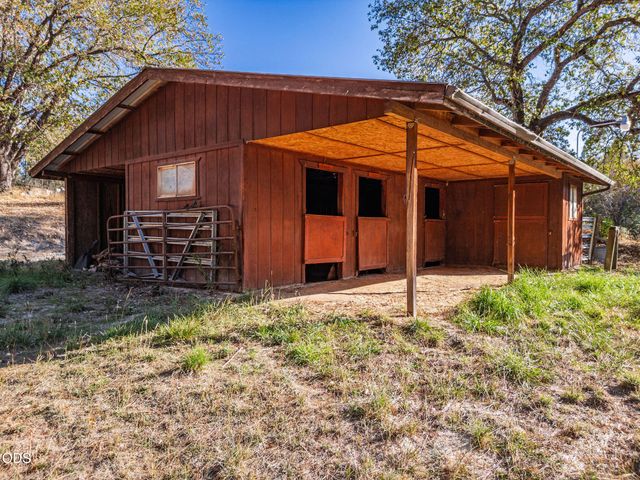 1618 Azalea Drive, Grants Pass, OR 97526