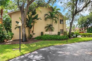 7115 Lakeridge CT 110, Fort Myers, FL 33907