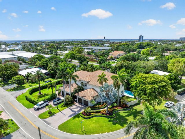 2844 NE 26th Avenue, Lighthouse Point, FL 33064