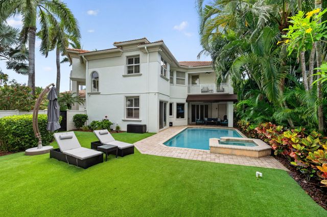 2844 NE 26th Avenue, Lighthouse Point, FL 33064