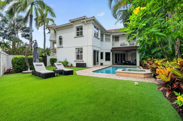 2844 NE 26th Avenue, Lighthouse Point, FL 33064