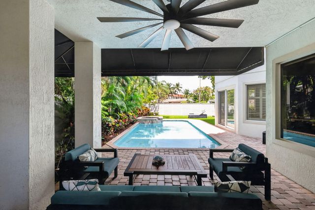 2844 NE 26th Avenue, Lighthouse Point, FL 33064