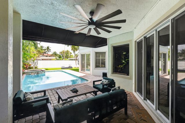 2844 NE 26th Avenue, Lighthouse Point, FL 33064