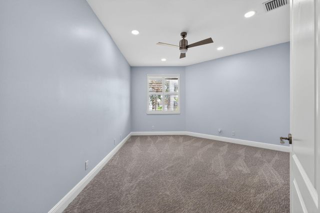2844 NE 26th Avenue, Lighthouse Point, FL 33064