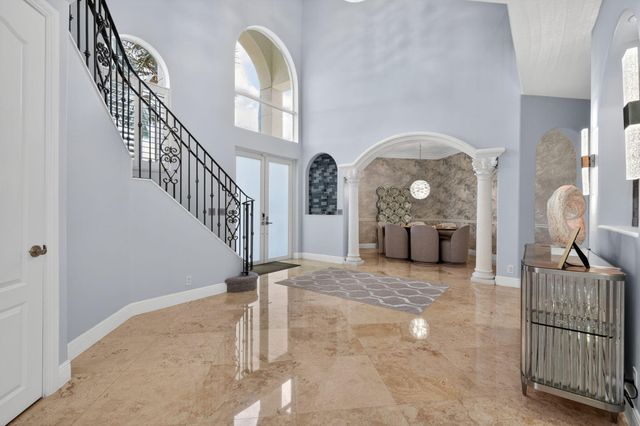2844 NE 26th Avenue, Lighthouse Point, FL 33064