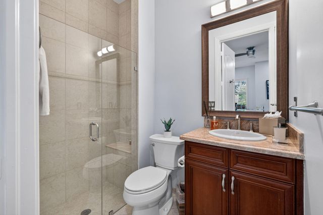 2844 NE 26th Avenue, Lighthouse Point, FL 33064