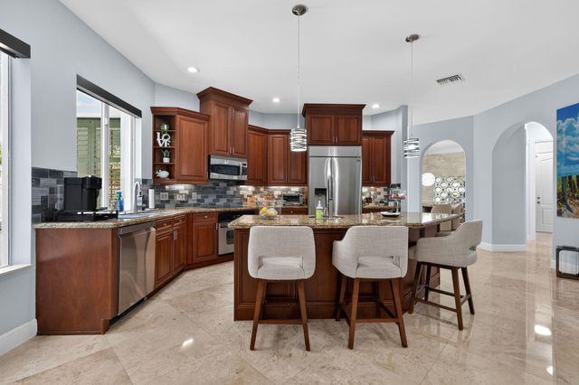 2844 NE 26th Avenue, Lighthouse Point, FL 33064