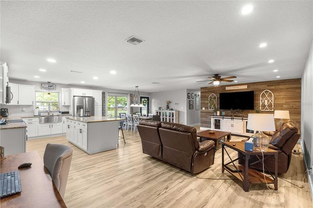 2940 NE 49TH STREET, Ocala, FL 34479