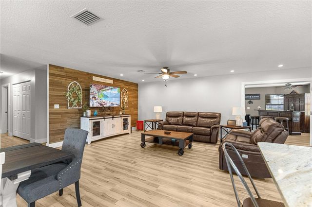 2940 NE 49TH STREET, Ocala, FL 34479